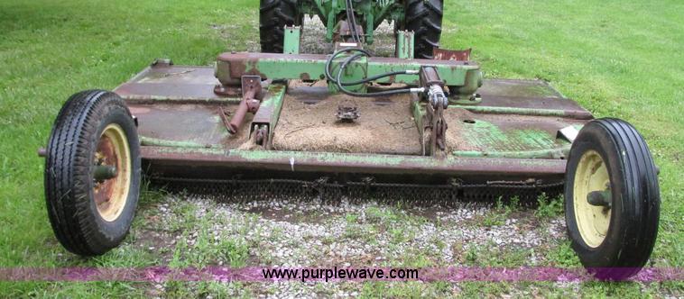 image for item B2957 John Deere 1008 rotary mower