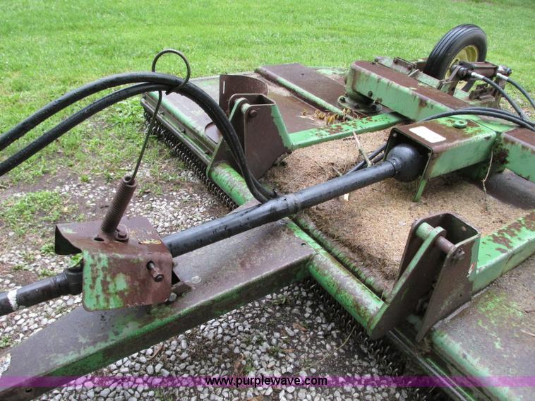 image for item B2957 John Deere 1008 rotary mower