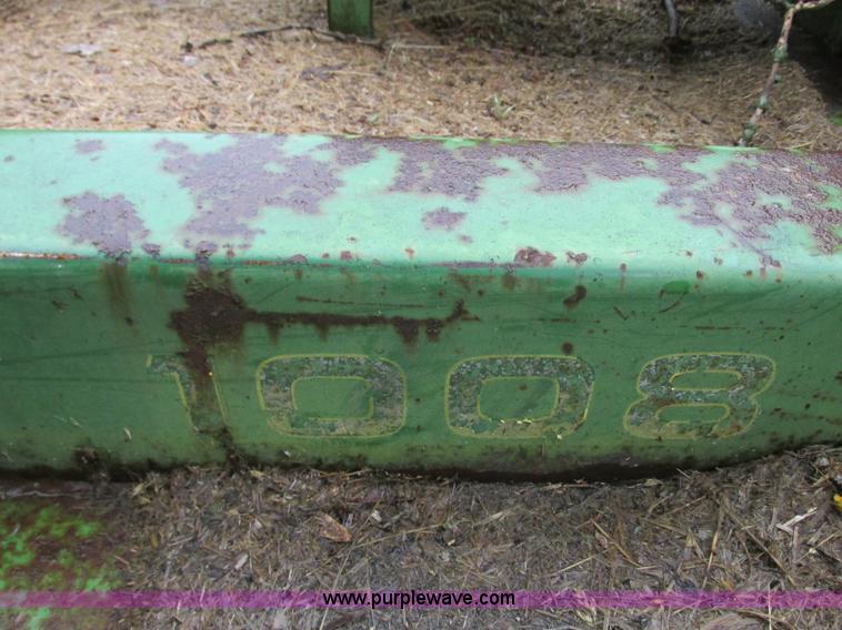 image for item B2957 John Deere 1008 rotary mower