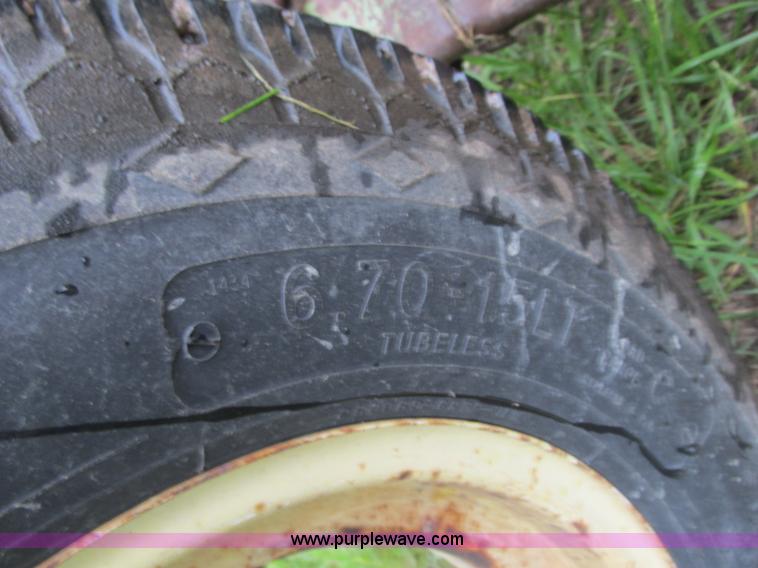 image for item B2957 John Deere 1008 rotary mower