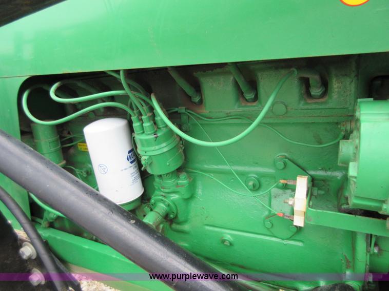 image for item D2469 Oliver Super 77 tractor