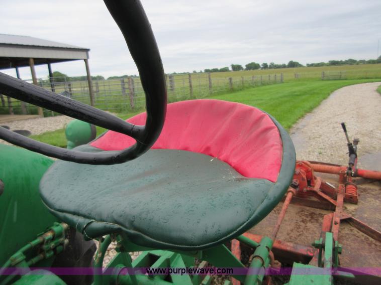 image for item D2469 Oliver Super 77 tractor