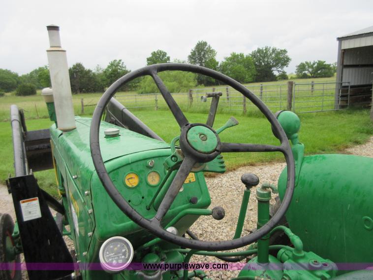 image for item D2469 Oliver Super 77 tractor