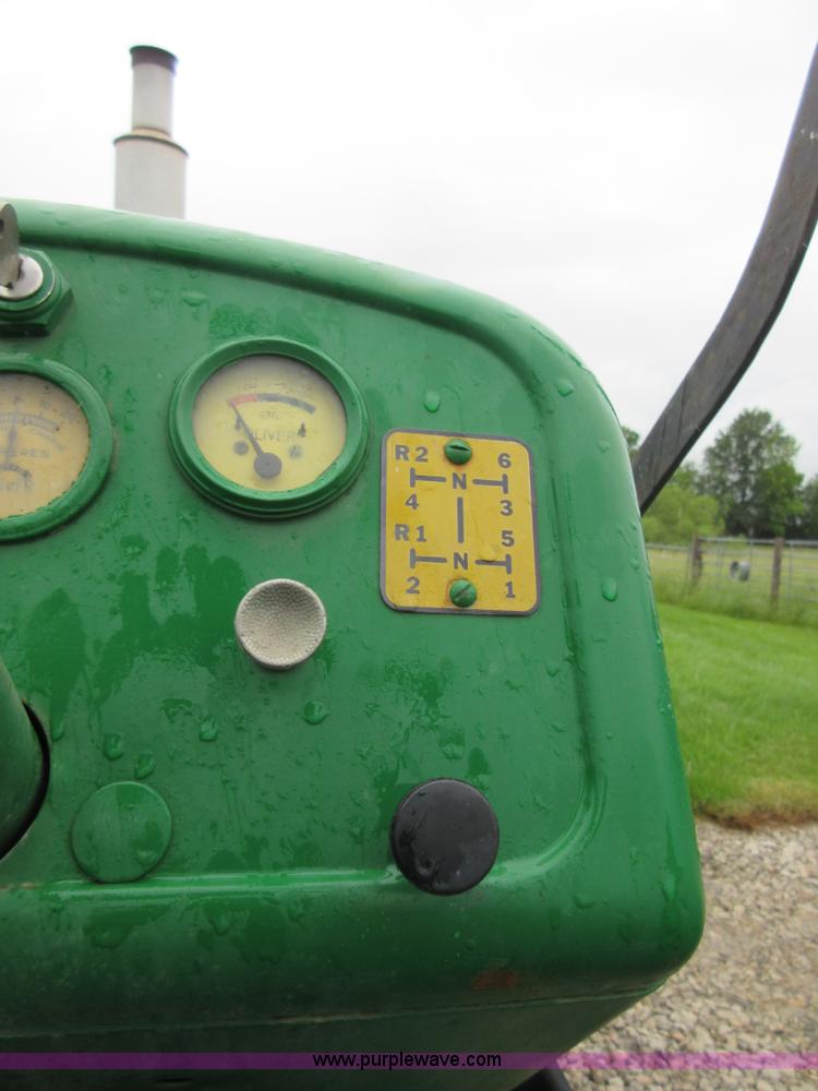 image for item D2469 Oliver Super 77 tractor