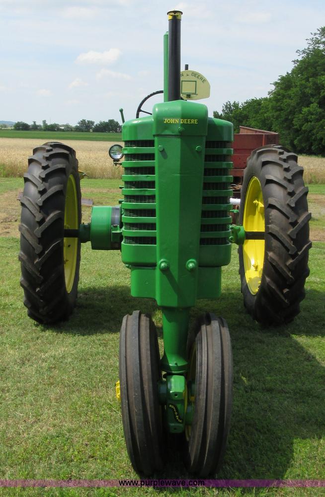 image for item D2472 1949 John Deere A tractor