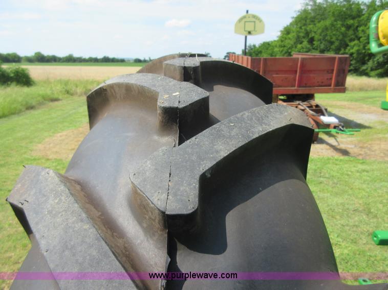 image for item D2472 1949 John Deere A tractor