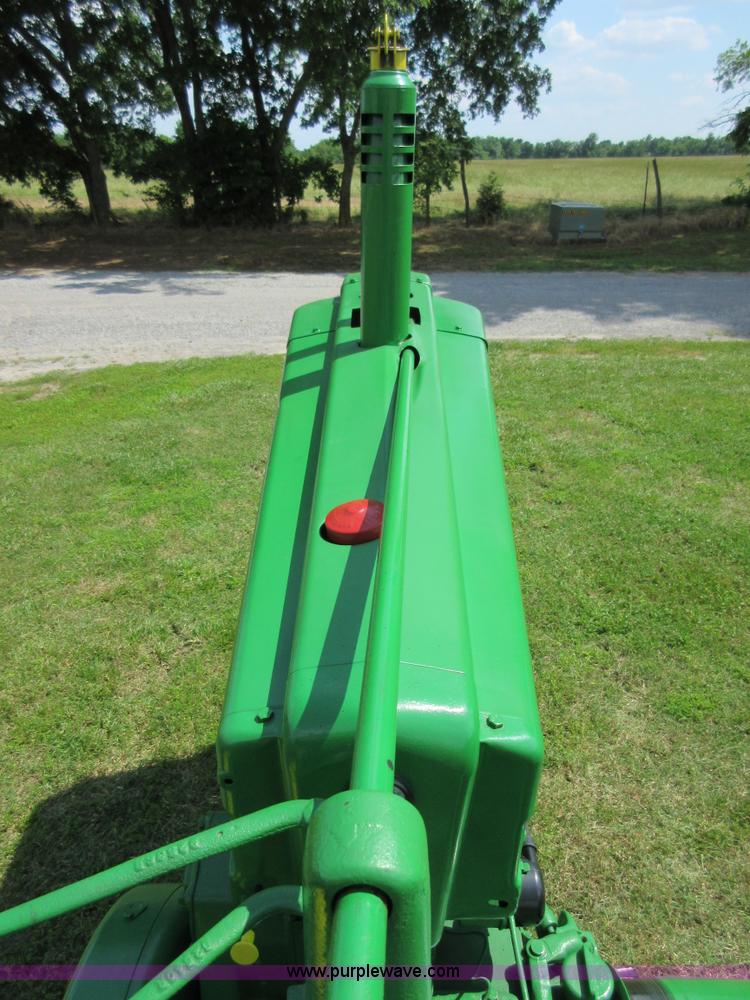 image for item D2472 1949 John Deere A tractor