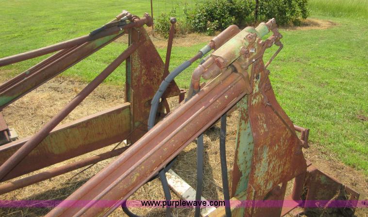 image for item D2472 1949 John Deere A tractor