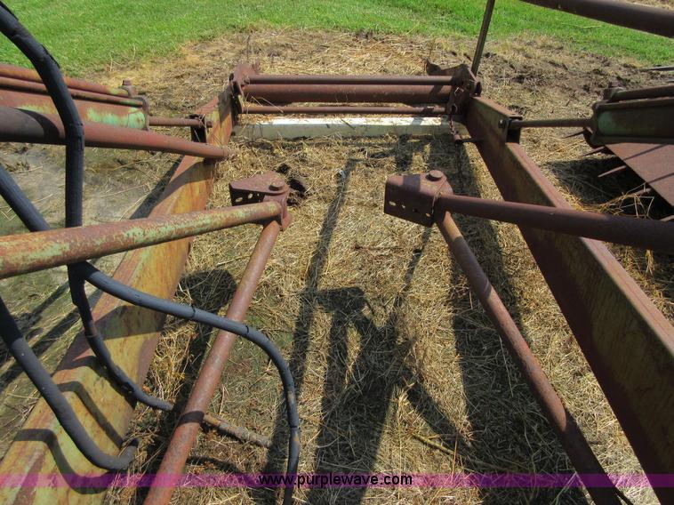 image for item D2472 1949 John Deere A tractor