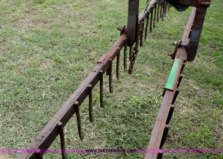 image for item F7803 1998 John Deere 985 field cultivator