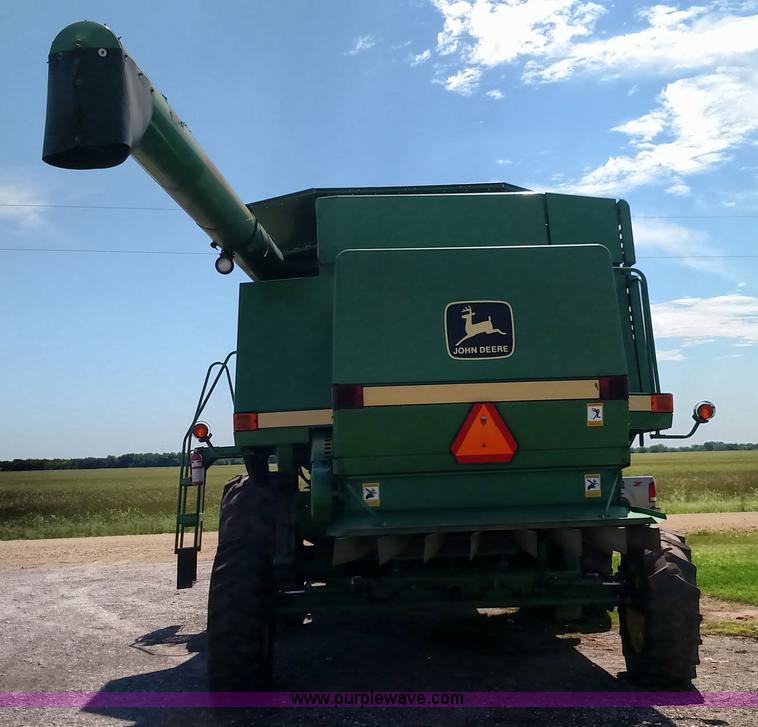 image for item F7808 1994 John Deere 9600 combine