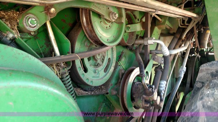 image for item F7808 1994 John Deere 9600 combine