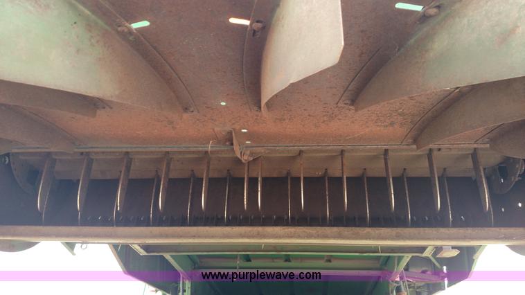 image for item F7808 1994 John Deere 9600 combine