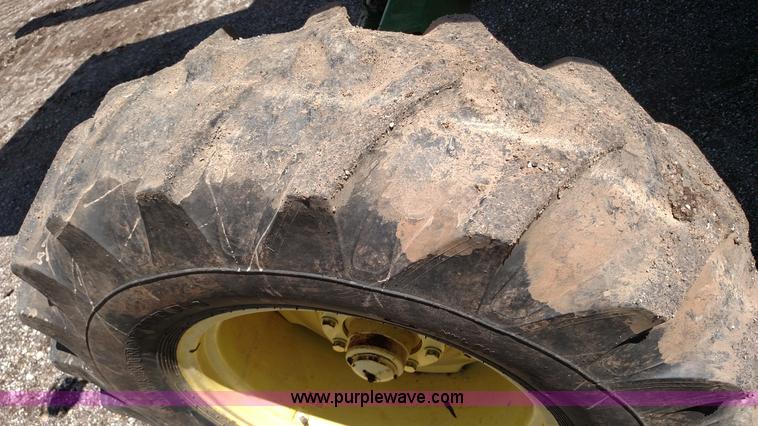 image for item F7808 1994 John Deere 9600 combine