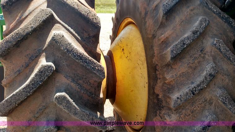 image for item F7809 1996 John Deere 9600 RWA combine