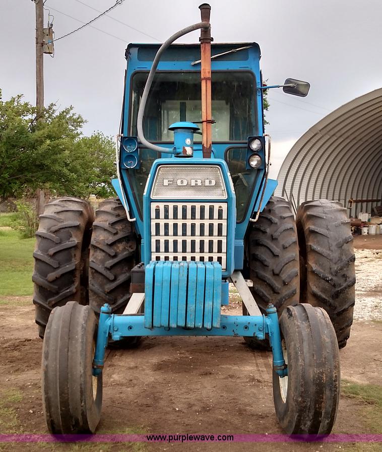 image for item F7823 Ford 8600 tractor