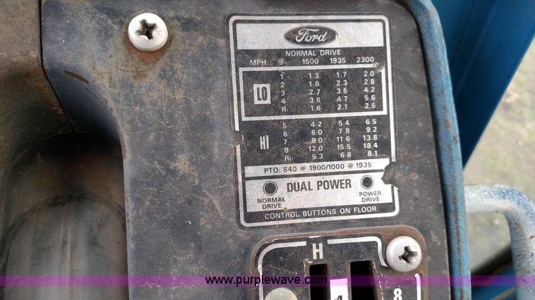image for item F7823 Ford 8600 tractor