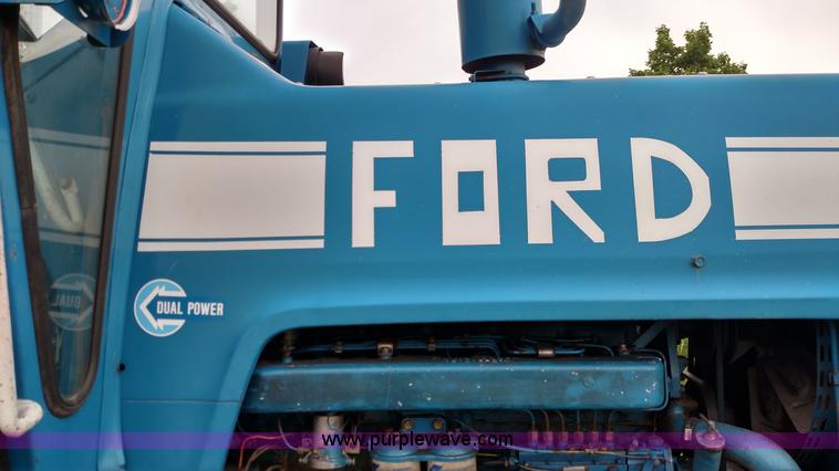 image for item F7823 Ford 8600 tractor