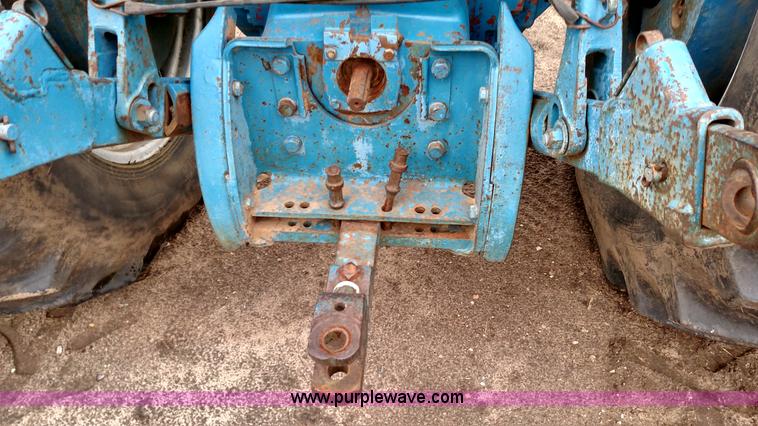 image for item F7823 Ford 8600 tractor