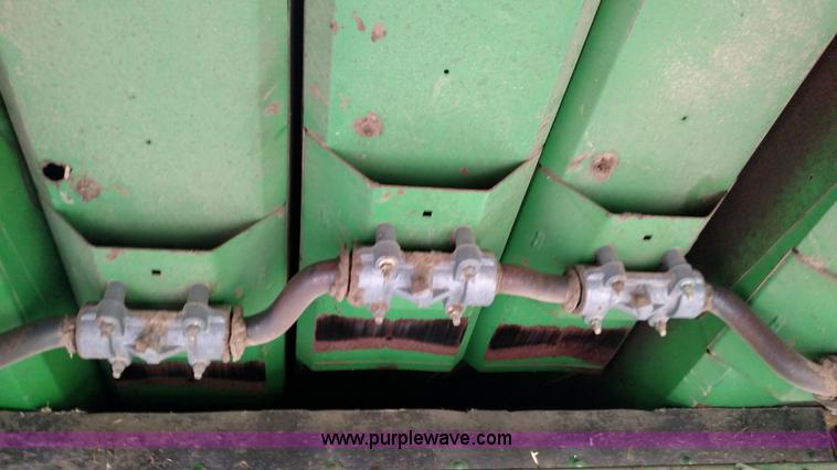 image for item F7834 1994 John Deere 9600 combine