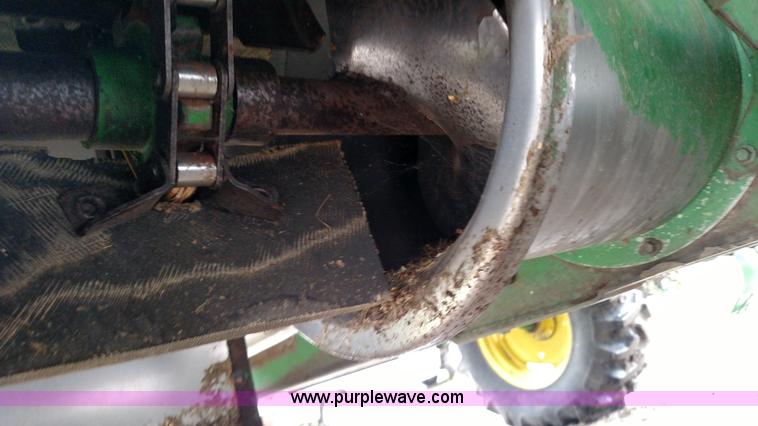 image for item F7834 1994 John Deere 9600 combine