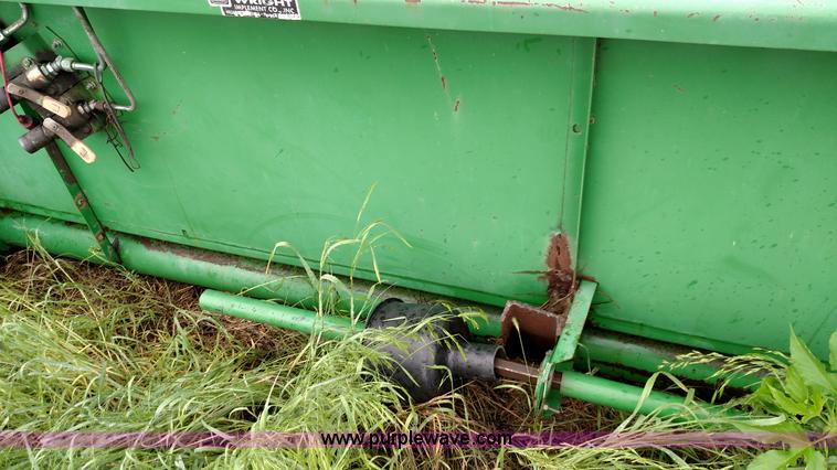 image for item F7837 1991 John Deere 925 platform head