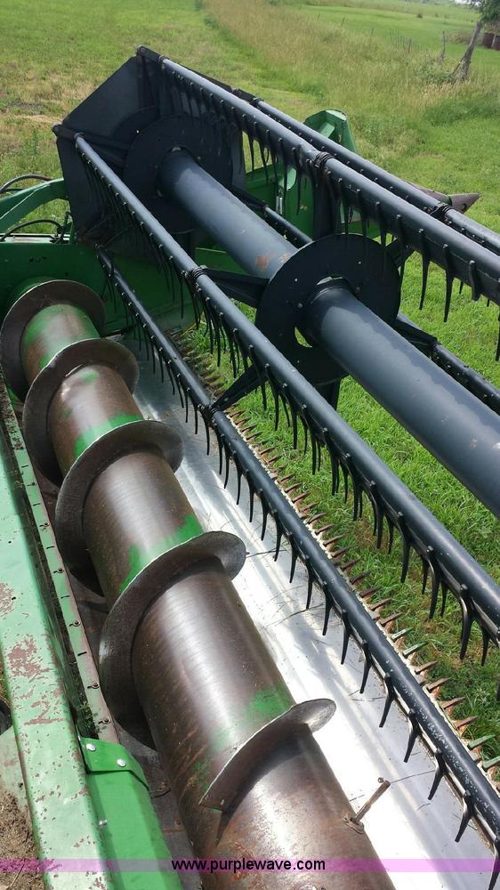 image for item F7837 1991 John Deere 925 platform head