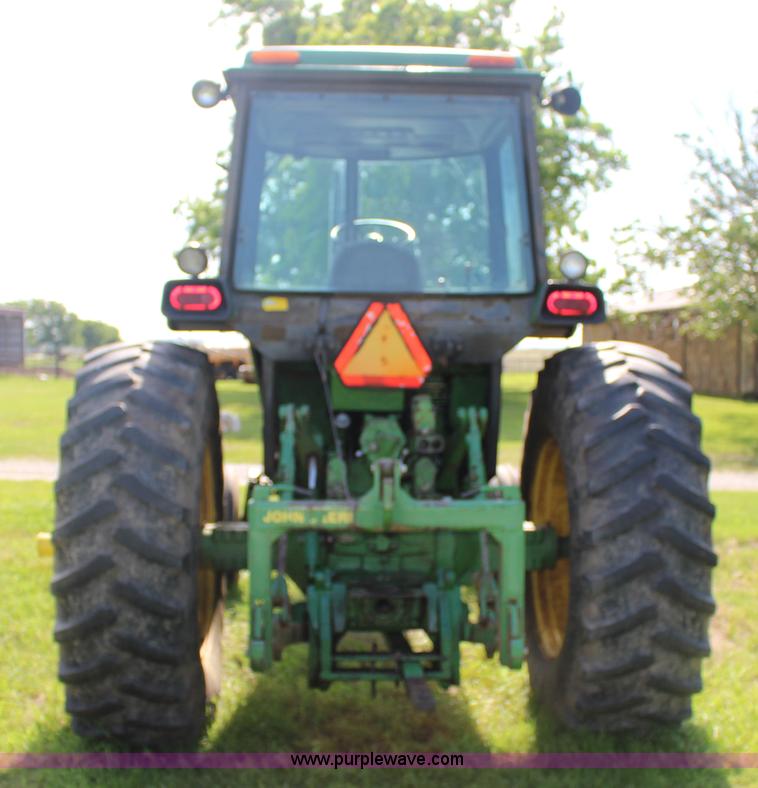 image for item F7839 1979 John Deere 4640 tractor
