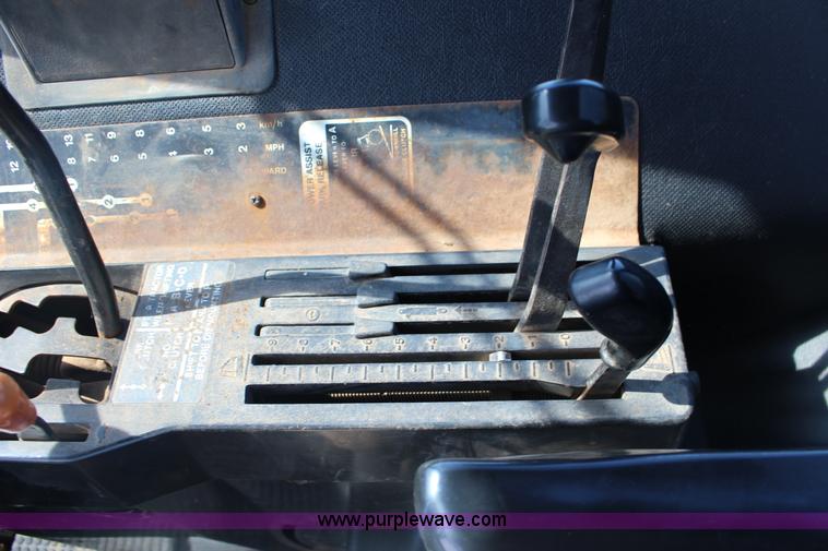 image for item F7839 1979 John Deere 4640 tractor