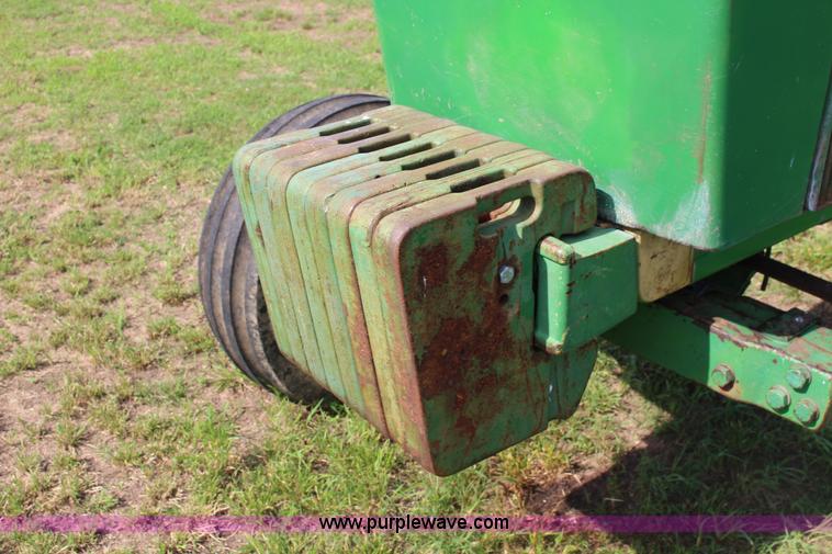 image for item F7839 1979 John Deere 4640 tractor
