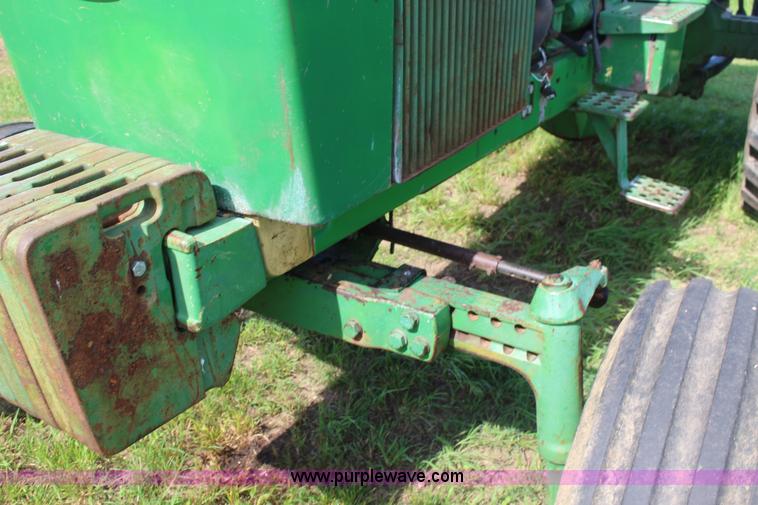 image for item F7839 1979 John Deere 4640 tractor