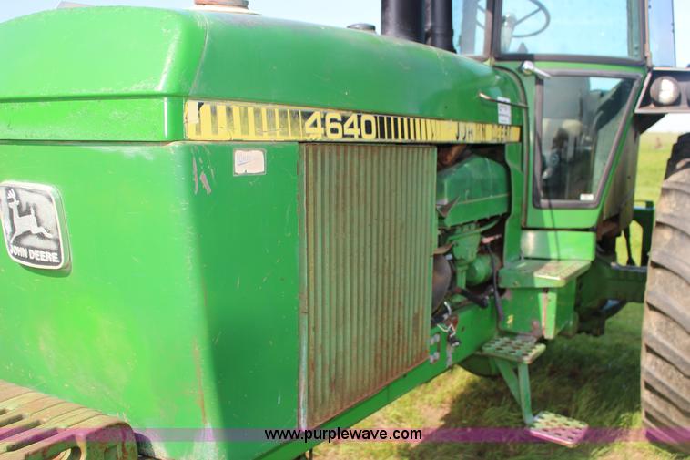image for item F7839 1979 John Deere 4640 tractor