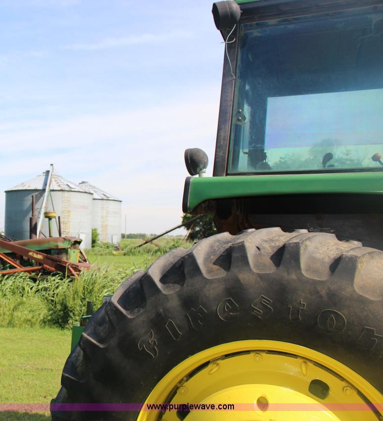 image for item F7839 1979 John Deere 4640 tractor