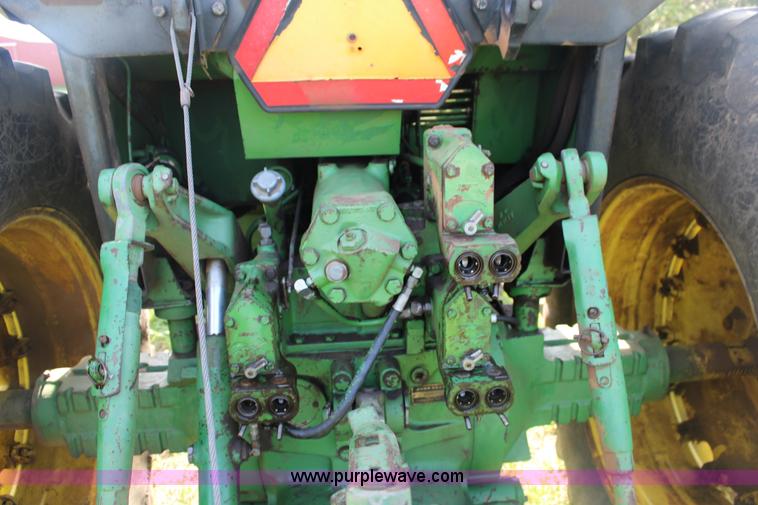 image for item F7839 1979 John Deere 4640 tractor
