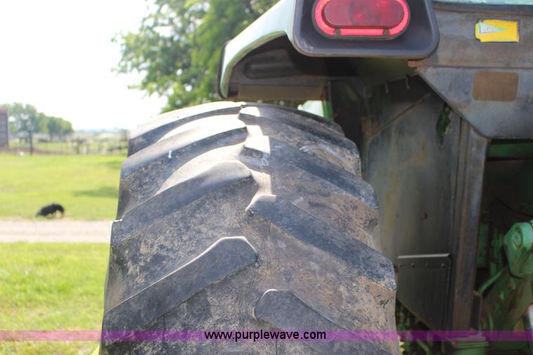 image for item F7839 1979 John Deere 4640 tractor