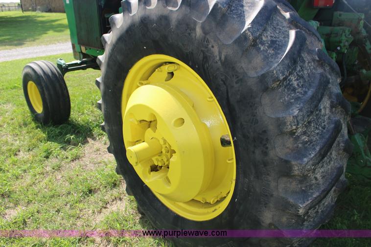 image for item F7839 1979 John Deere 4640 tractor