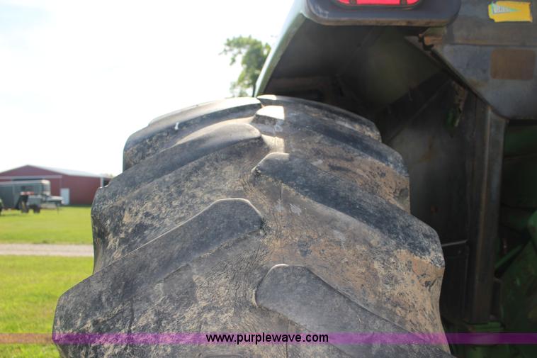 image for item F7839 1979 John Deere 4640 tractor