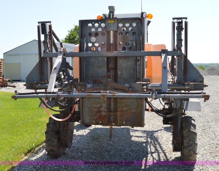 image for item G3578 SpraCoupe 220 self-propelled sprayer