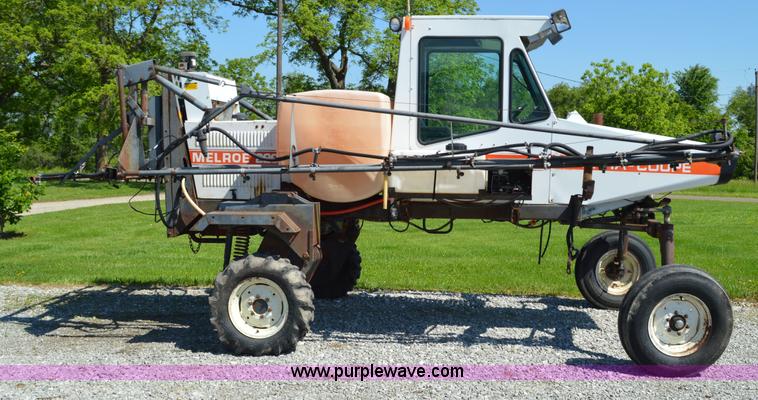 image for item G3578 SpraCoupe 220 self-propelled sprayer