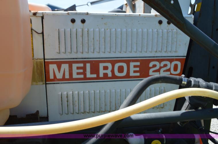 image for item G3578 SpraCoupe 220 self-propelled sprayer