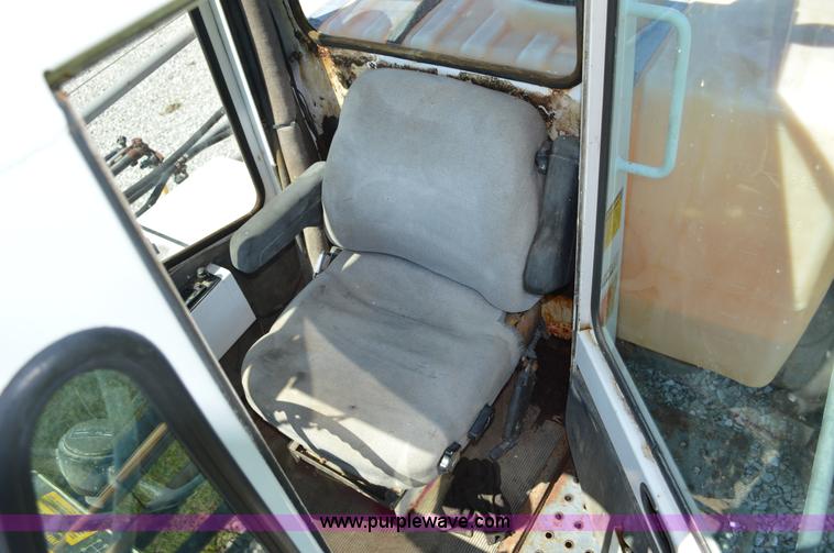 image for item G3578 SpraCoupe 220 self-propelled sprayer