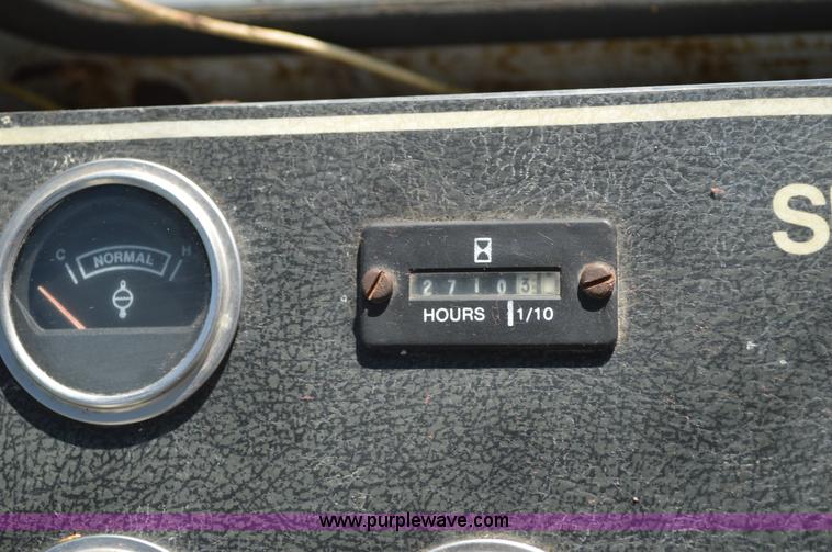 image for item G3578 SpraCoupe 220 self-propelled sprayer