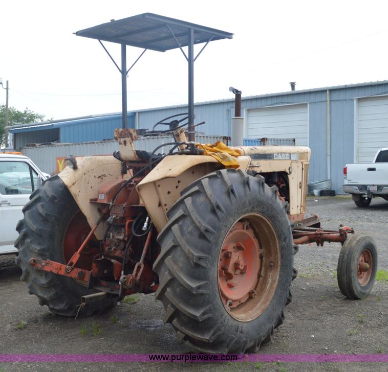 image for item G3583 Case 830 tractor