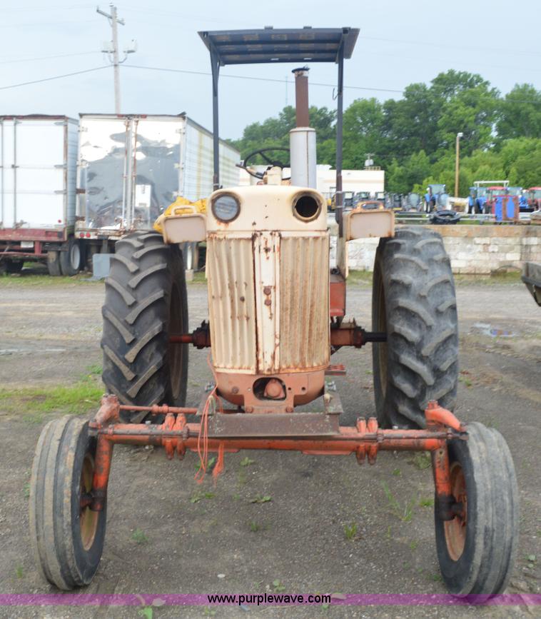 image for item G3583 Case 830 tractor