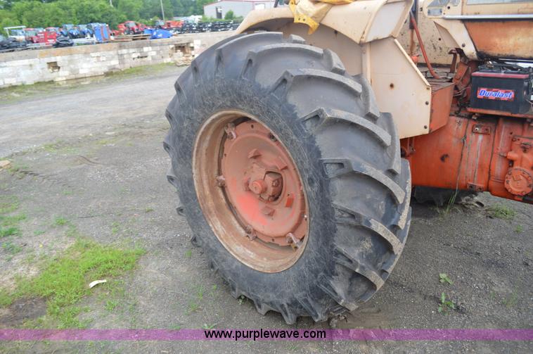 image for item G3583 Case 830 tractor