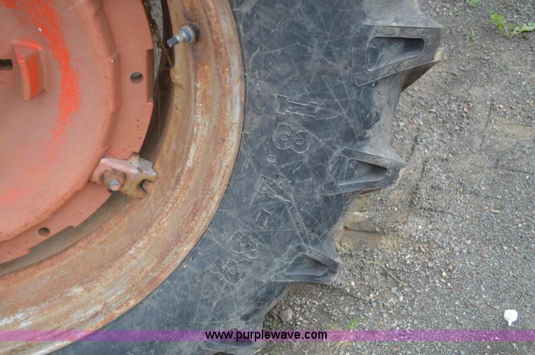 image for item G3583 Case 830 tractor