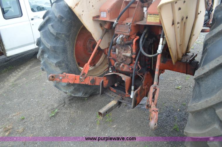 image for item G3583 Case 830 tractor