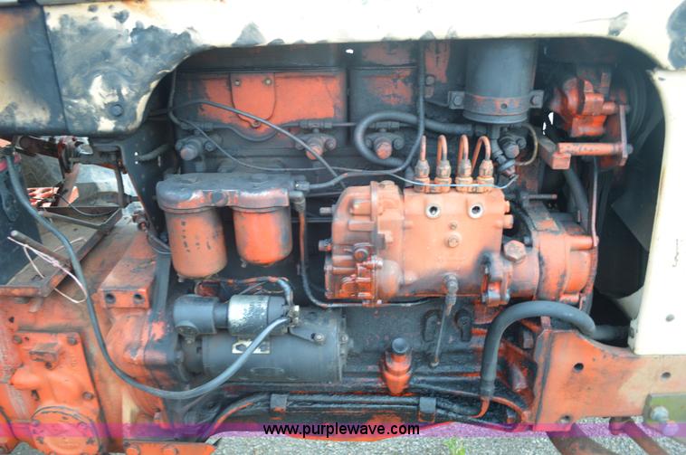 image for item G3583 Case 830 tractor