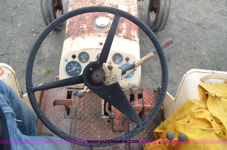 image for item G3583 Case 830 tractor