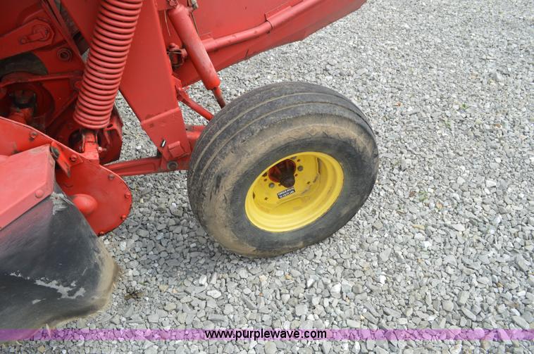 image for item G3680 New Holland 411 discbine mower